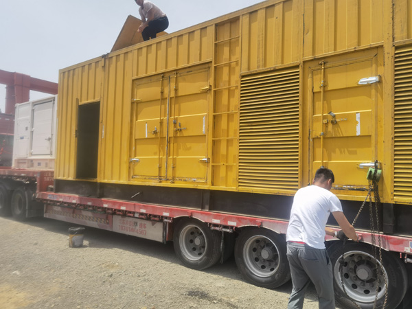 德州发电机出租100KW发电机需要什么规格的电缆线？