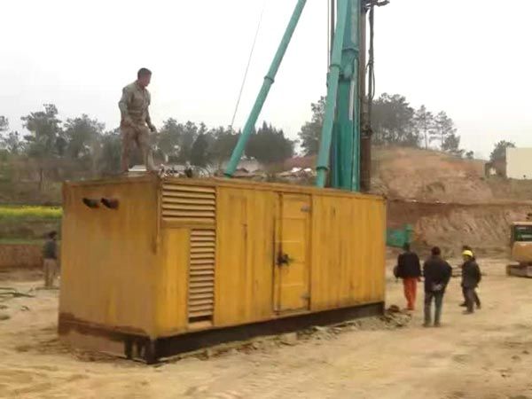 德州如何判断水冷式机油散热器密封件是否需要更换？