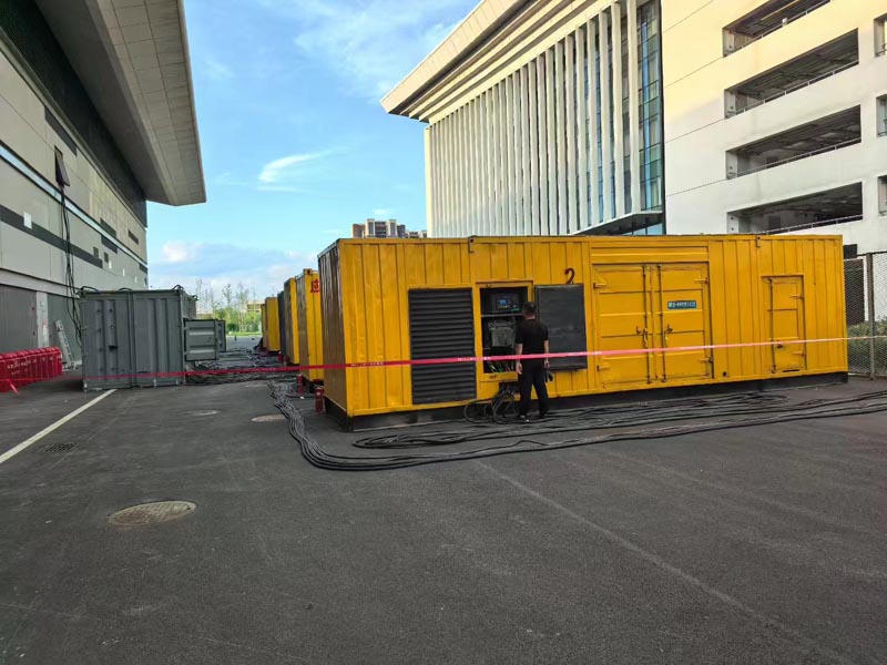 德州柴油发电机冬季保养注意事项？